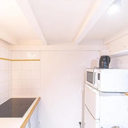 Studio Capponi-2 Pers-terreaux-croix Rousse דירה ליון